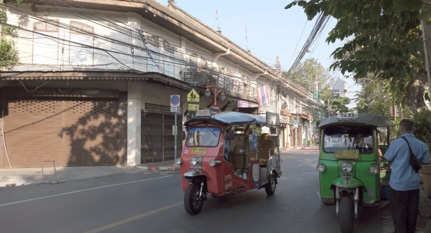 a-guide-to-song-wat,-bangkok’s-oldest—and-currently,-buzziest—neighborhood