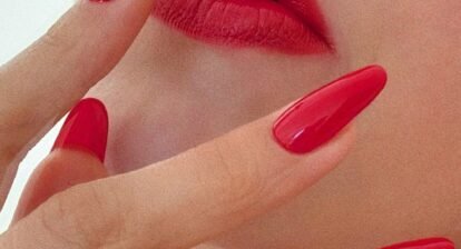 10-summer-nail-colors-that-are-smoking-hot