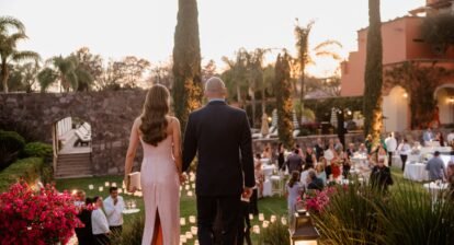 everything-to-know-about-throwing-a-wedding-welcome-party